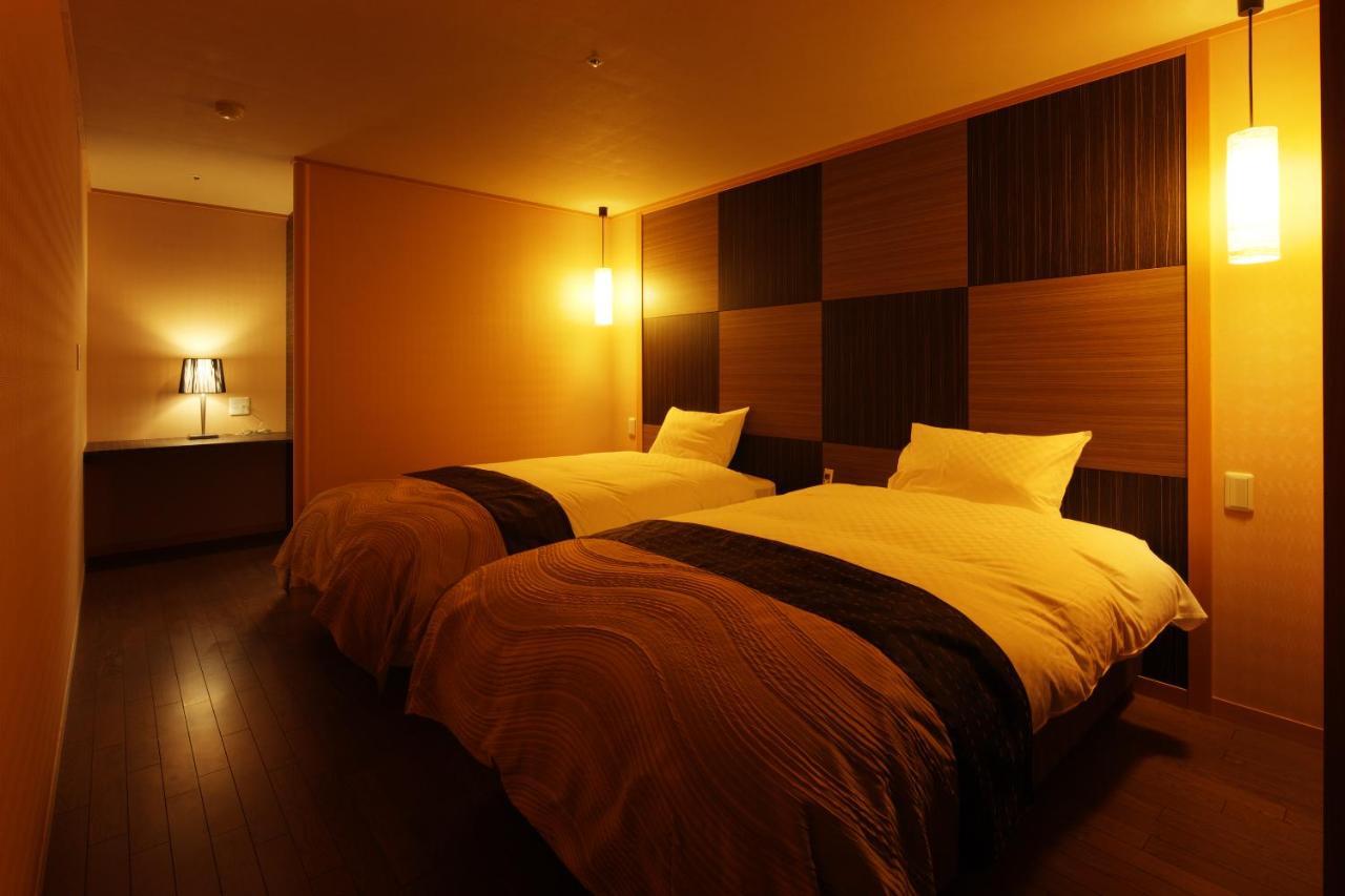 Kintarou Onsen Hotel Uozu Esterno foto