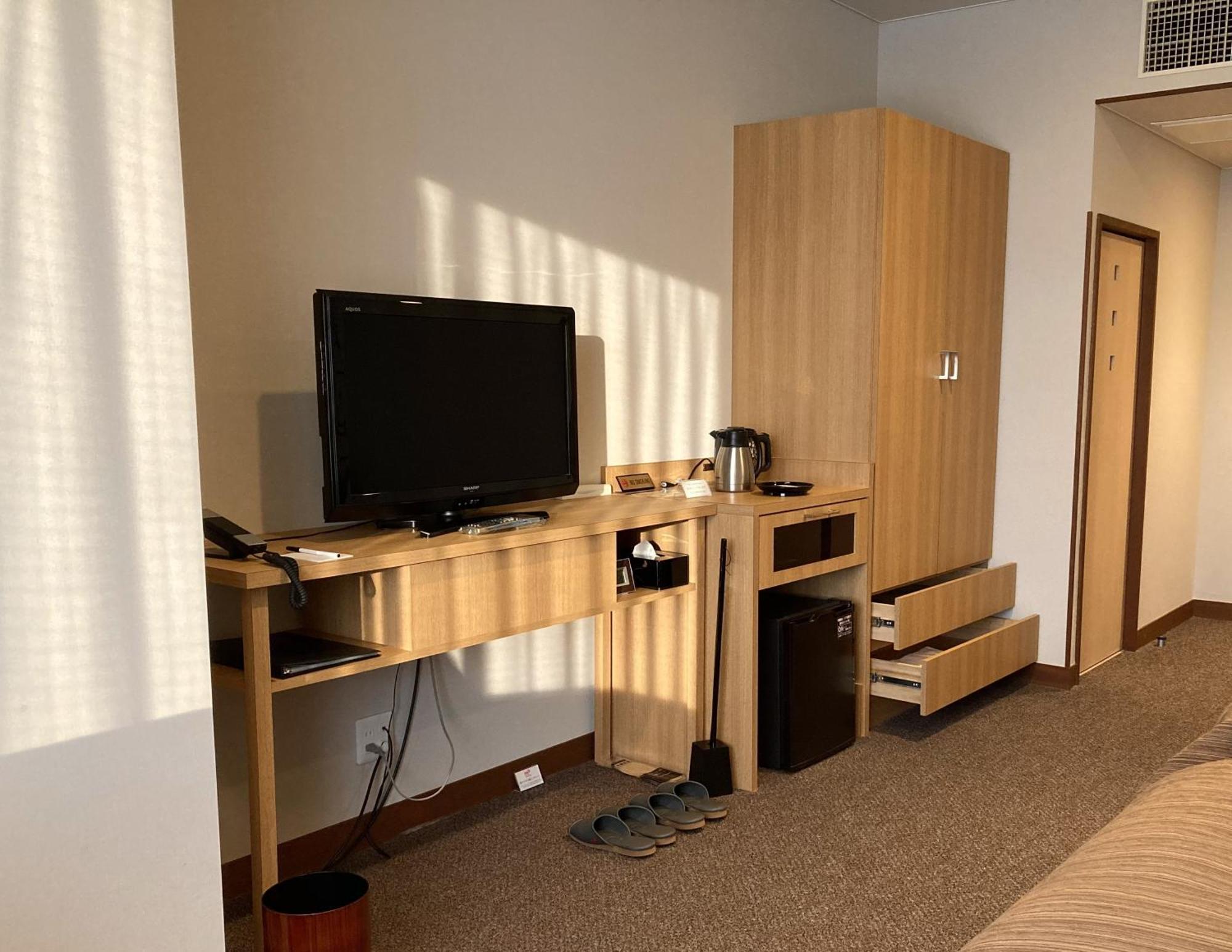 Kintarou Onsen Hotel Uozu Esterno foto