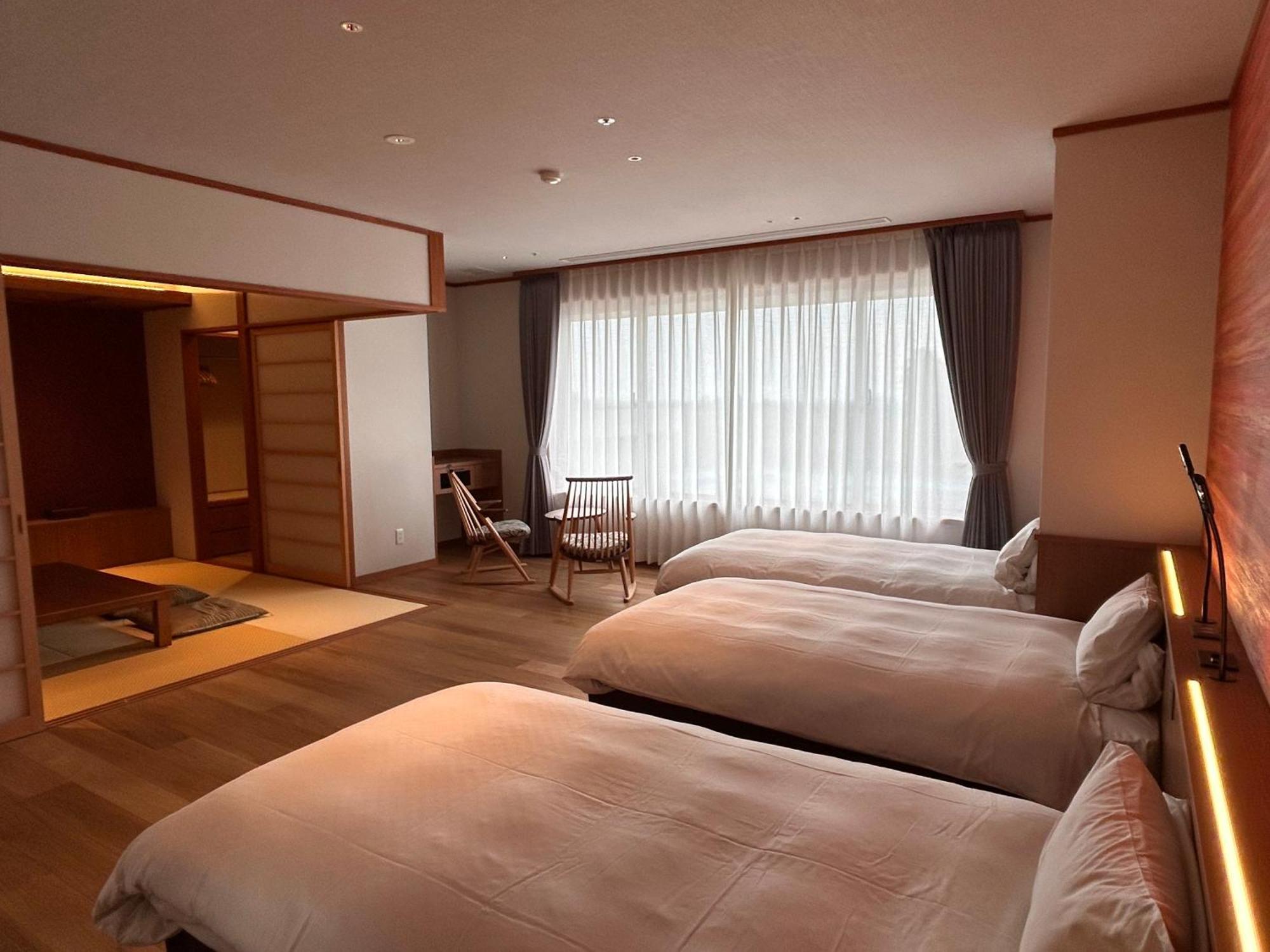 Kintarou Onsen Hotel Uozu Esterno foto