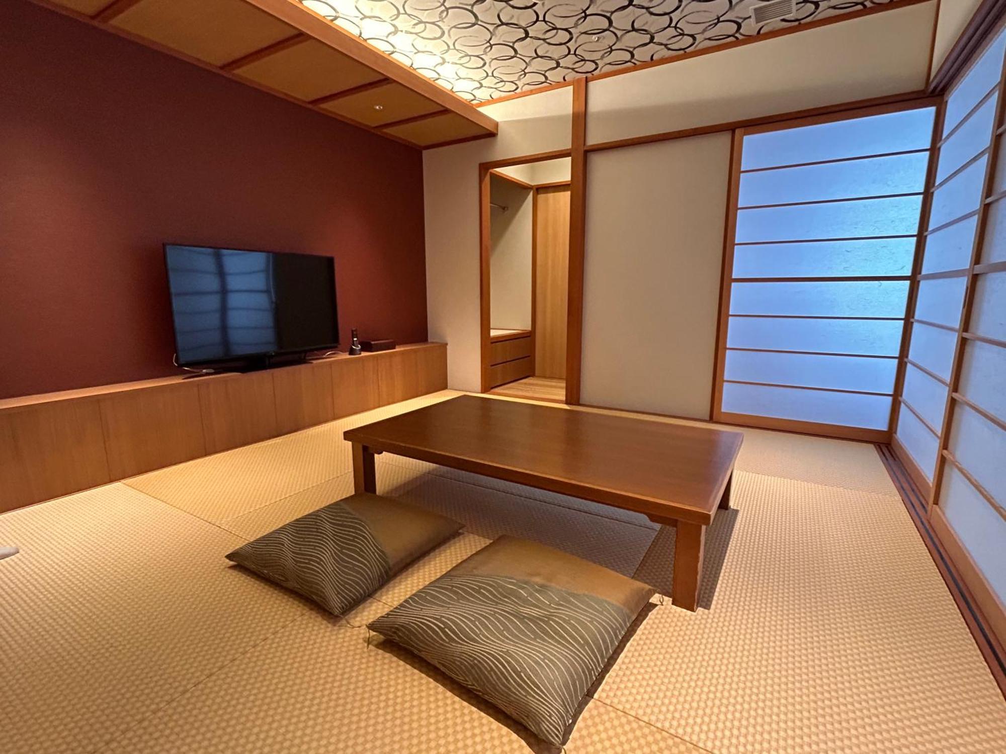 Kintarou Onsen Hotel Uozu Esterno foto