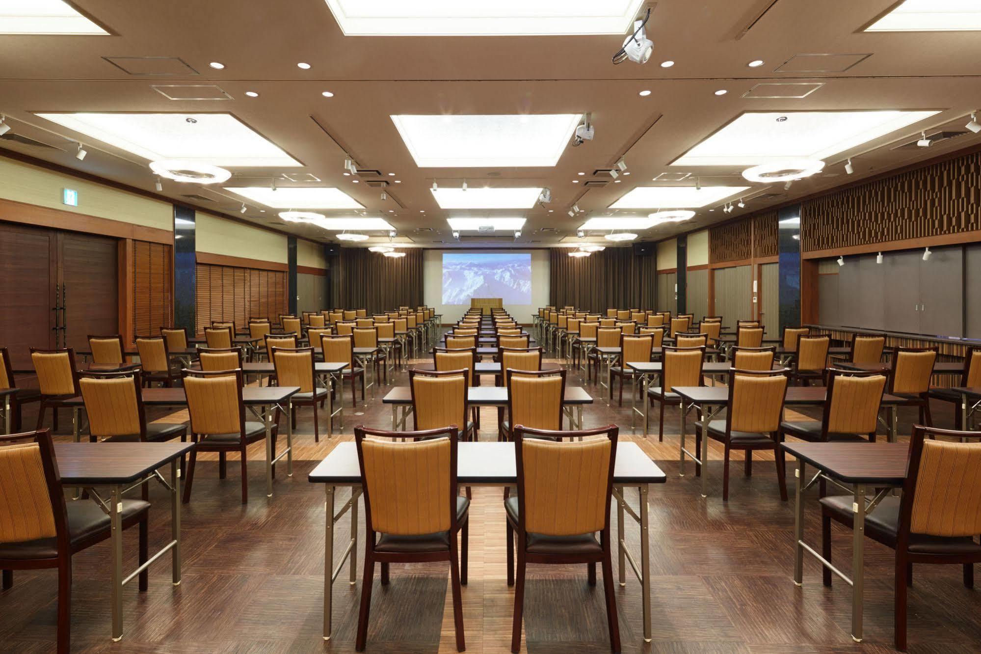 Kintarou Onsen Hotel Uozu Esterno foto